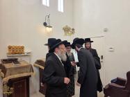 🌴בצל הקודש🌴 
רבינו שליט"א ביי תפילת מנחה און דערנא