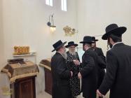 🌴בצל הקודש🌴 
רבינו שליט"א ביי תפילת מנחה און דערנא