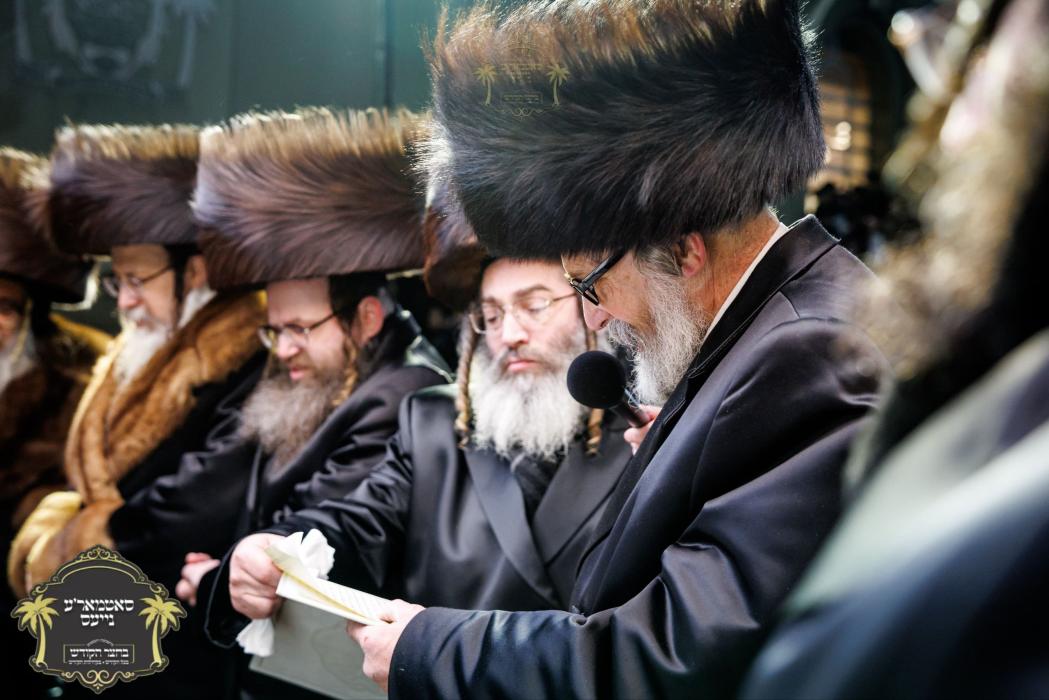 שמחת נישואי הכלה נכדת דור רביעי פון כ''ק רבינו הגה