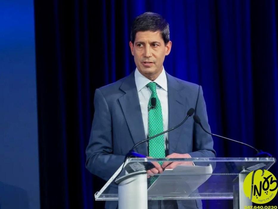 וואשינגטאן - נאך לאנגע מאנאטן פון שפעקולאציעס וועמ