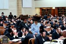 כ''ק רבינו הגה''ק שליט''א אויף א באזוך בהיכל כוללי
