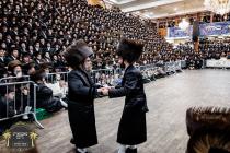 שמחת נישואי הכלה נכדת דור רביעי פון כ''ק רבינו הגה