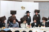 🌴בצל הקודש🌴 
רבינו שליט"א ביים שמחת השבע ברכות היי