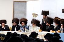 🌴בצל הקודש🌴 
רבינו שליט"א ביים שמחת השבע ברכות היי