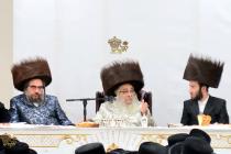 🌴בצל הקודש🌴 
רבינו שליט"א ביים שמחת השבע ברכות היי