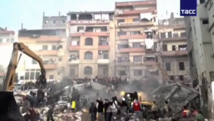 14 מענטשן זענען אומגעקומען ווען עטליכע אלטע געבייד