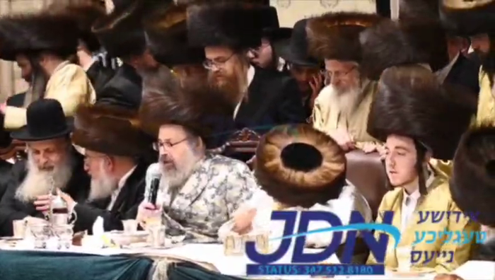 האדמו"ר מוויזניץ לאנדאן ביים פארזינגען 'ועל כן נקו