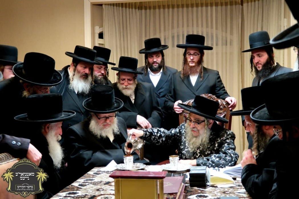 כ"ק אדמו"ר מבוהוש שליט''א בביקור בקו''פ אצל כ''ק ר