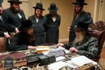 הר"ר שמעון שישא שליט"א ראש המצילים אינערהאלב מרכז 