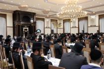 🌴בצל הקודש🌴
רבינו שליט''א ביים שלחן הטהור וסעודת ה