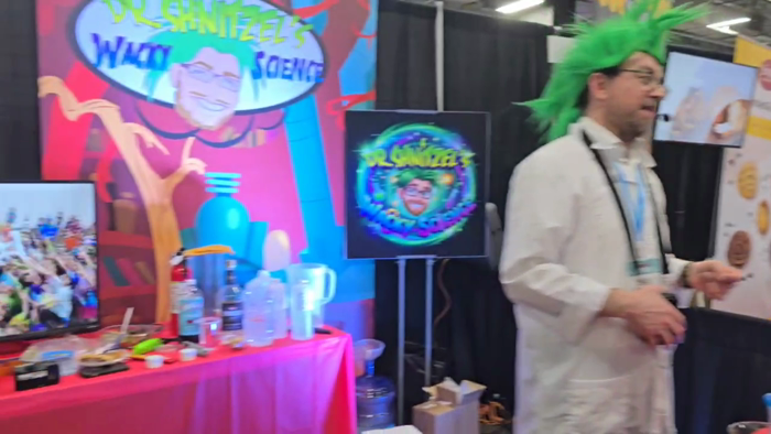 היינט קומט פאר די יערליכע קעמפ עקספא פאר די בעפארש