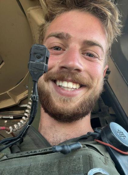 ברוך דיין האמת: סטעף סארדזשענט עפרי יפה, 21 יאר אל