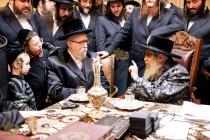 🌴בצל הקודש🌴
האדמו"ר מראחמיסטריווקא מאנסי שליט''א ו