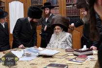 תלמידי ישיבה מבקשי השם פון ב''פ בקו''פ אצל כ''ק רב