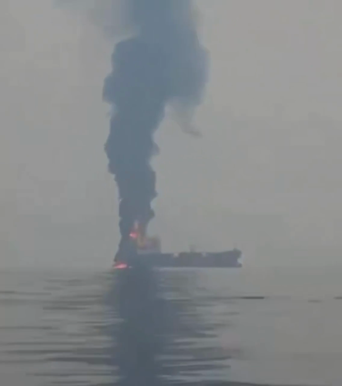 איראן האט אטאקירט די אויל-טאנקער "סקיילייט" וועלכע