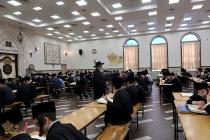 🌴בצל הקודש🌴 
רבינו שליט"א ביים זיך אומקוקן אויף די