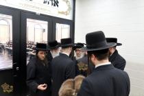 🌴בצל הקודש🌴 
רבינו שליט"א ביים זיך אומקוקן אויף די