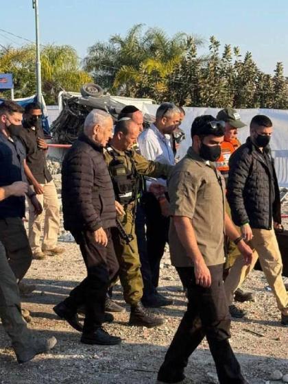 מדינת ישראל פריים מיניסטער ביבי נתניהו באזוכט די ל