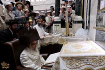 🌴בצל הקודש🌴 
רבינו שליט"א ביים סעודת משתה היין פור