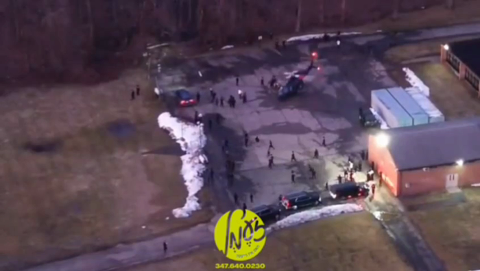 שיכון סקווירא - הרה"צ רבי אהרן מענדל טווערסקי בנו 