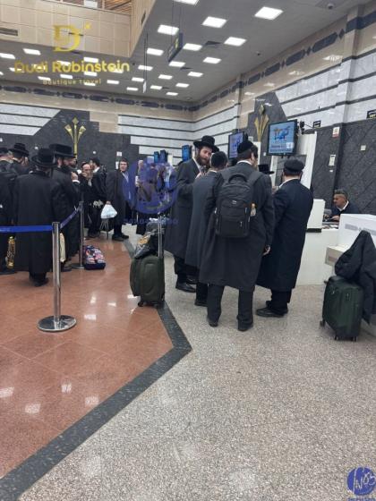 עגיפטען - הונדערטער אידן לאזן זיך אין די שעות ארוי