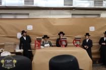 כ''ק רבינו הגה''ק שליט''א ביים מאלן ווייץ בטירחא ד