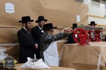 כ''ק רבינו הגה''ק שליט''א ביים מאלן ווייץ בטירחא ד