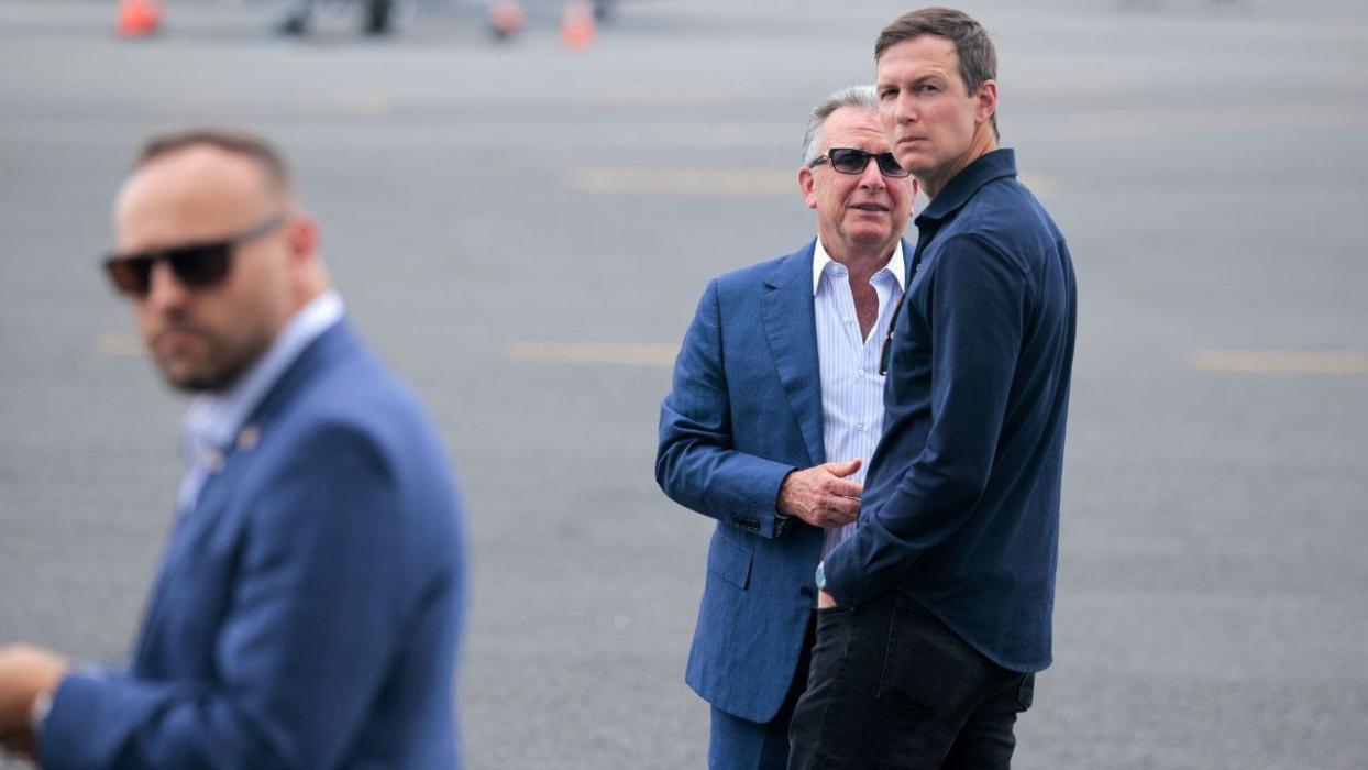 דער איראנער אויסערן מיניסטער אראקאטשי האט געשיקט מ