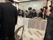 כ"ק מרן אדמו"ר שליט"א איז זיך משתתף ביים שבע ברכות