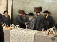 כ"ק מרן אדמו"ר שליט"א איז זיך משתתף ביים שבע ברכות