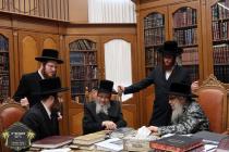 הגה"צ רבי יושע כ"ץ שליט"א אבד''ק מאגרוב בביקור בקו