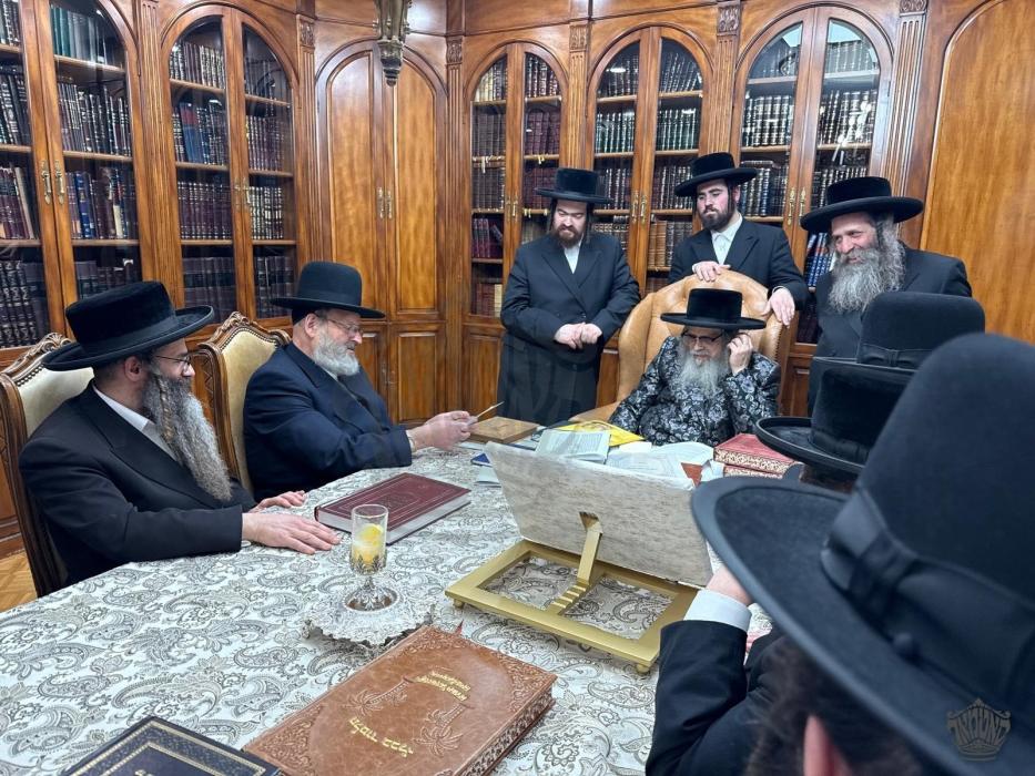 יעצט ביינאכט בעת די זמני כניסה איז אריין בקודש פני