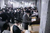 מעמד יציקת הבורות ומסיבת לחיים דעם זונטאג אין ביהמ