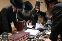 מוצאי לאור פון ספר 'ומשה היה רועה' הר"ר שמואל שלמה