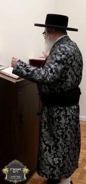 כ''ק רבינו הגה''ק שליט''א ביים צינדן לעכט און ביי 