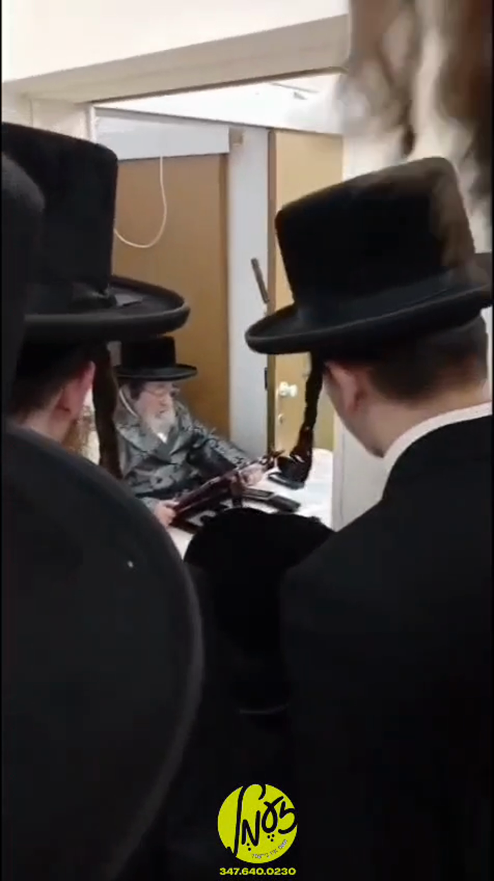 בני ברק - האדמו"ר מוויזניץ ביי ספירת העומר אויף א 