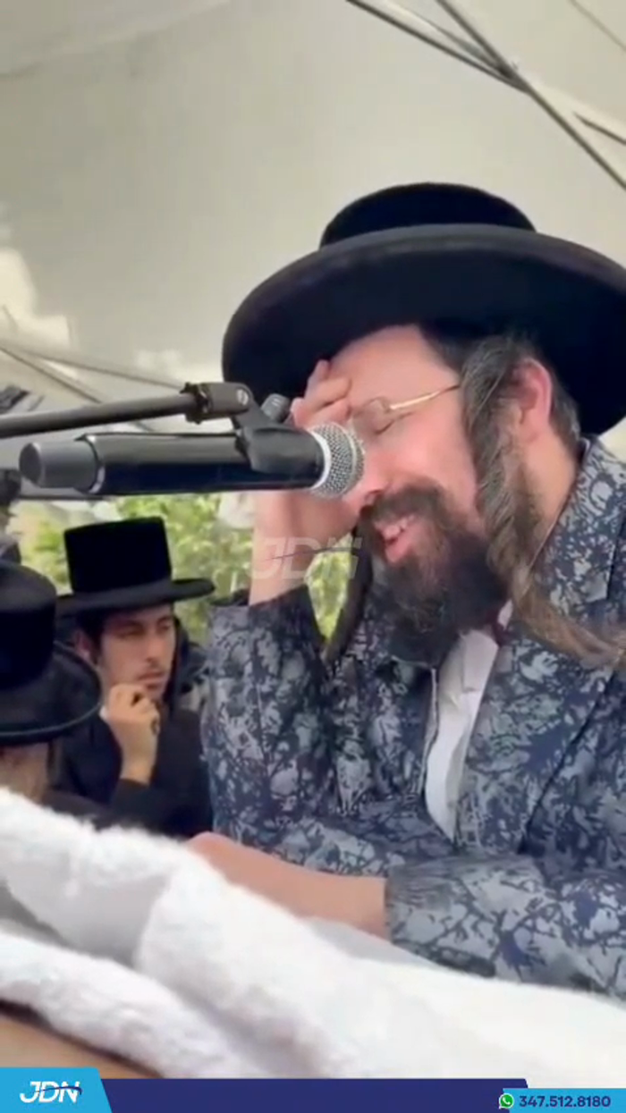 האדמו"ר ממעזבוזש טרעט אויף מיט הארצרייסנדע דברי הס