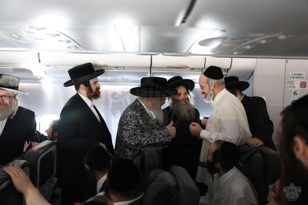 כ"ק מרן רבינו שליט"א אין סטוארט לופטפעלד איידער דע