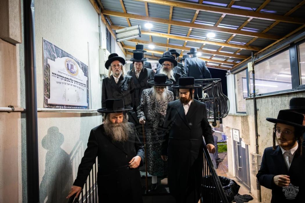 'מטה משה' איש האלוקים

כ"ק מרן רבינו שליט"א ווערט 