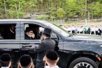 כי בשמחה תצאו ובשלום תובלון

תפילת שחרית ברוב עם א