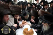 כ''ק רבינו הגה''ק שליט"א ביים מסיבת לחיים נאכן ברי