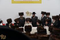 🌴בצל הקודש🌴 
רבינו שליט"א ביים מעמד קביעות מזוזה ו