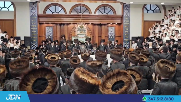 הכנסת ספר תורה צו תלמוד תורה סאטמאר אין בארא פארק,