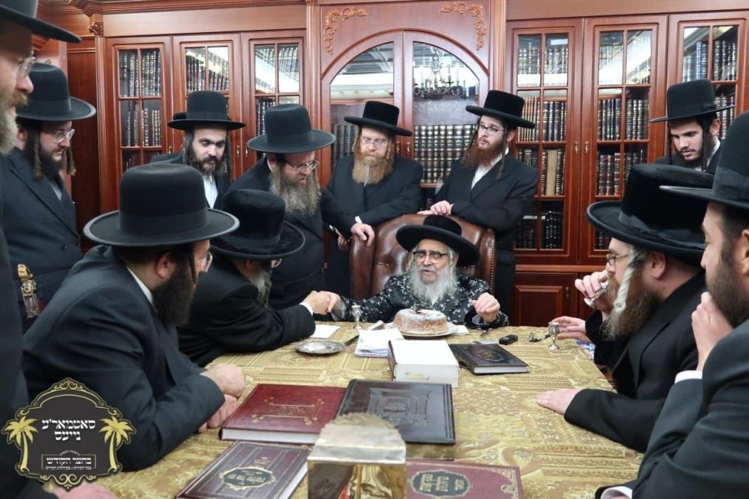 וועד קרן הבנין פון ביהמ''ד החדש לב אהרן דקהלתינו ה