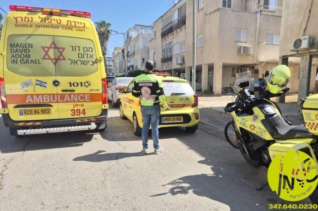 כפר חב"ד - כלל ישראל ווערט גערופן צו מתפלל זיין פא