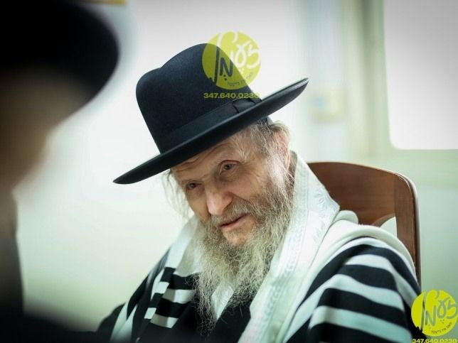 ירושלים - נעכטן איז פארגעקומען דער ברית מילה פאר ד