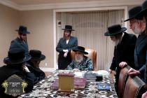 הרה"צ רבי דוד צבי קאהן שליט''א אב"ד תולדות אברהם י