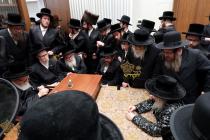 🌴בצל הקודש🌴 
רבינו שליט"א ביי ניחום אבילים ביי גיס