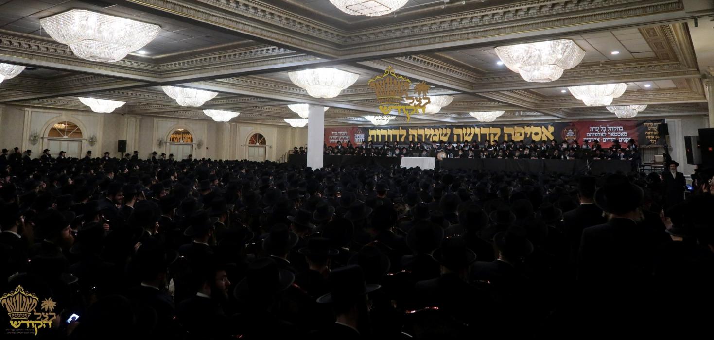 🌴בצל הקודש🌴
רבינו שליט"א ביים מעמד אדיר אסיפה 'שמי