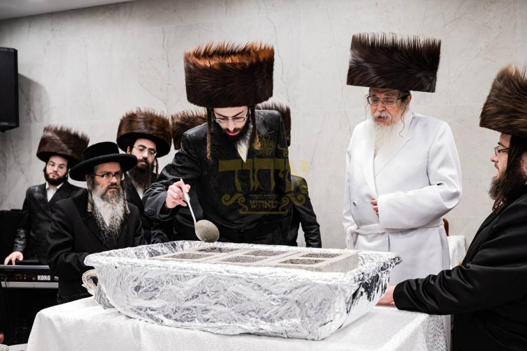 הגה"צ בני רבינו שליט"א ביים גיסן